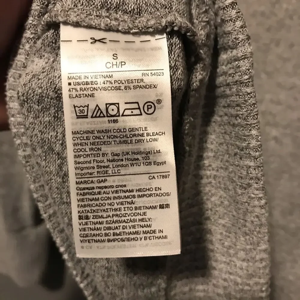Gap V-Neck Lightweight Sweater Gray Small Womens Classic